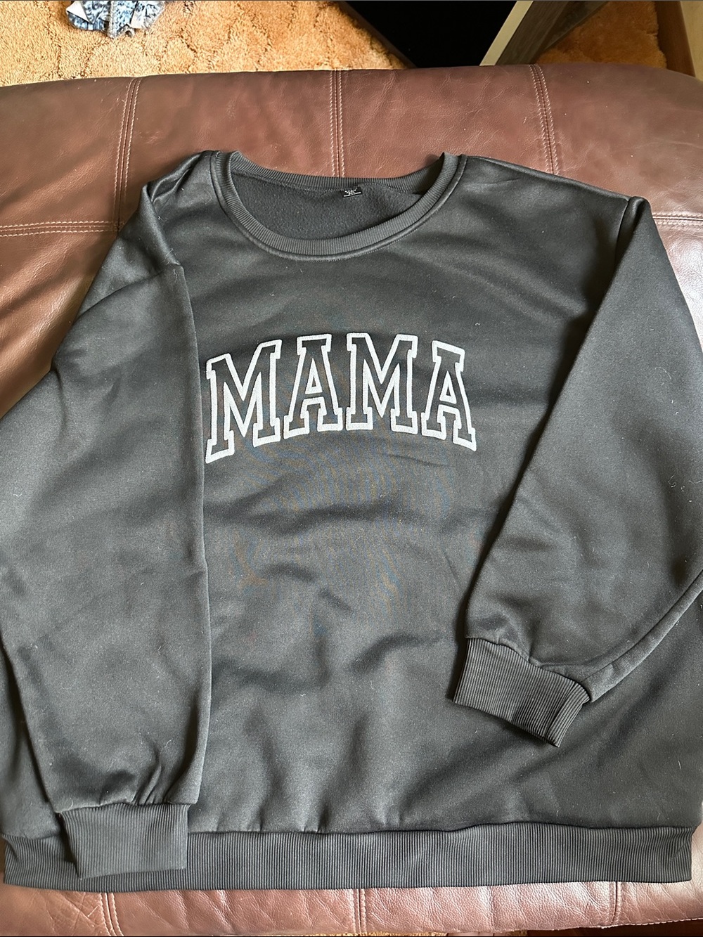 Mama Crewneck Sweater